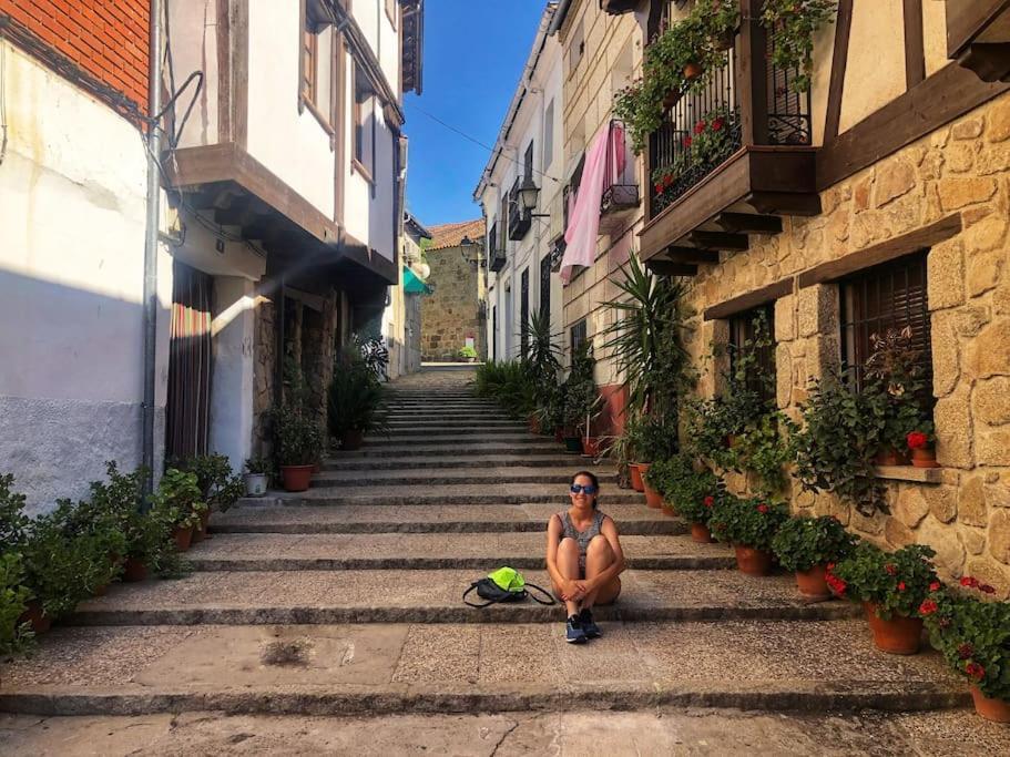 Casa Rural En Candeleda Con Piscina Y Un Maravilloso Jardin المظهر الخارجي الصورة