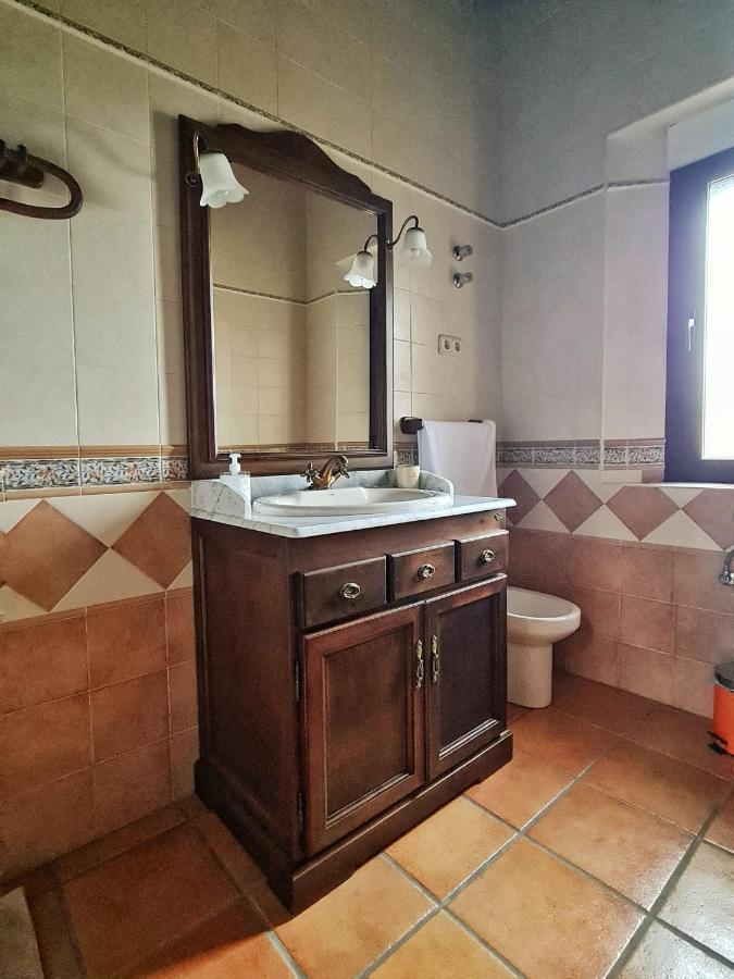Casa Rural En Candeleda Con Piscina Y Un Maravilloso Jardin المظهر الخارجي الصورة